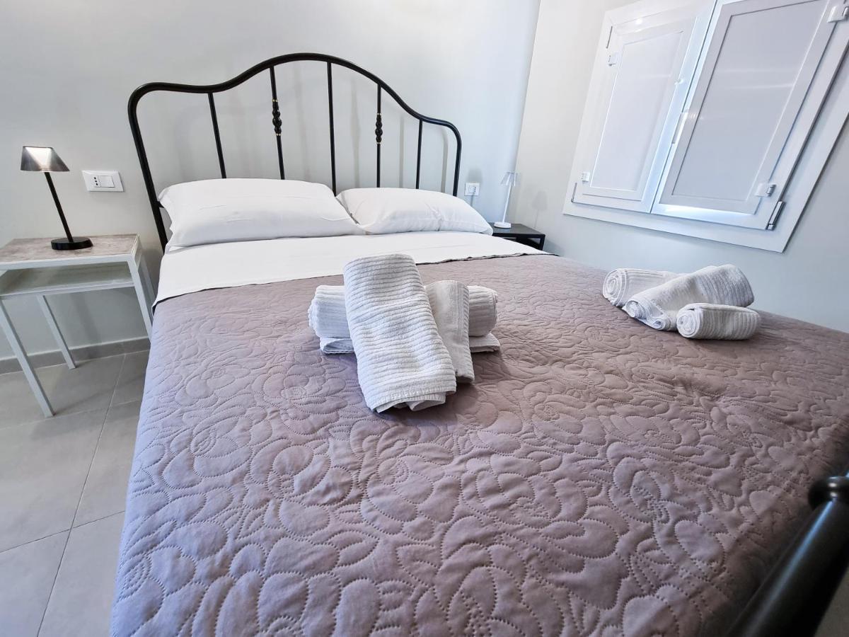 Civico 33 Bed & Breakfast Scalea Bagian luar foto