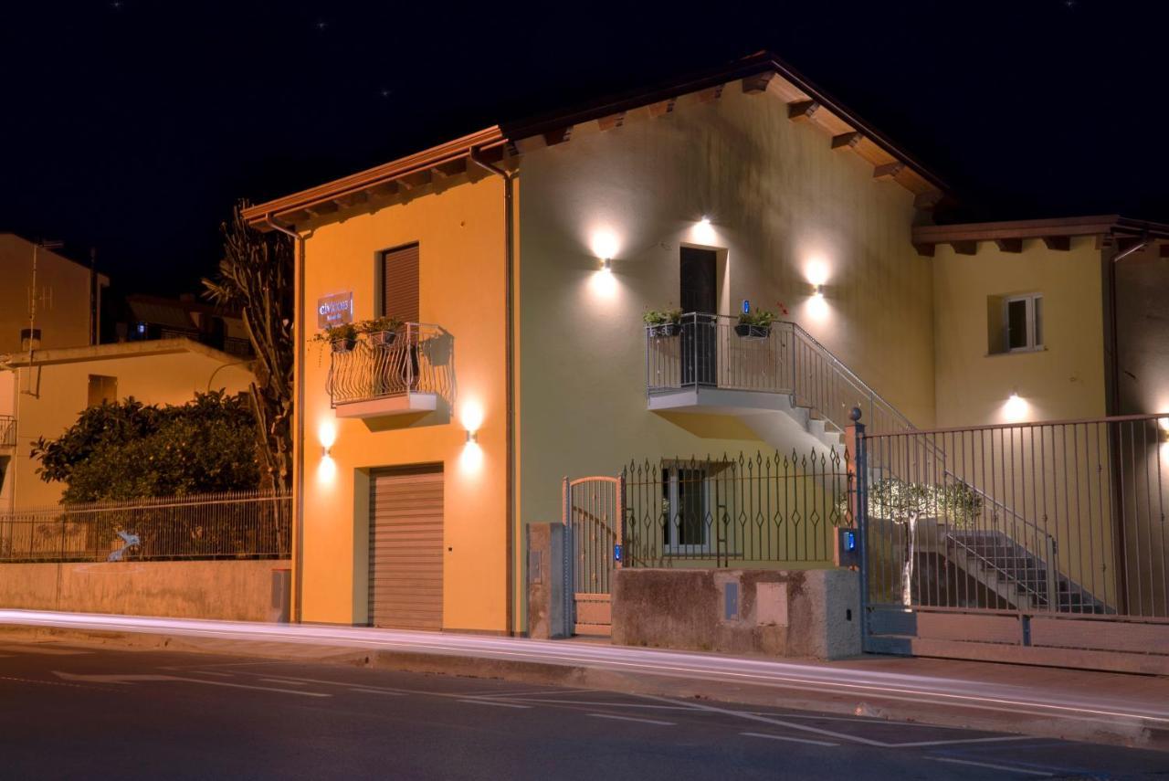 Civico 33 Bed & Breakfast Scalea Bagian luar foto